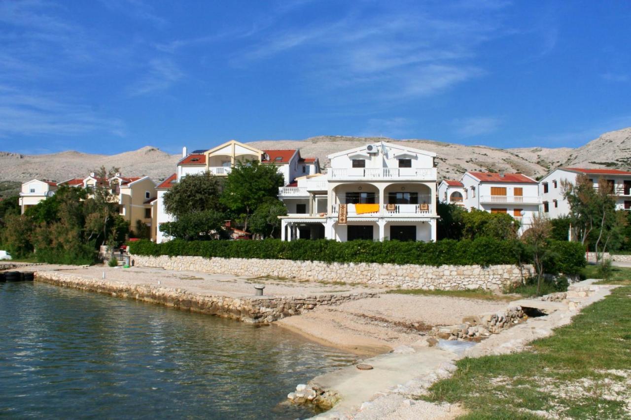 Apartments And Rooms By The Sea Pag - 3152 Pag Town Exterior photo